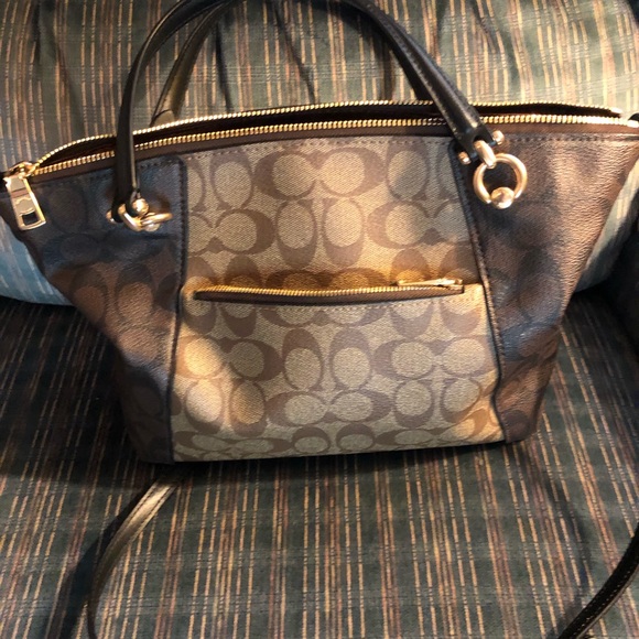 Coach ❤️ Signature purse, multicolor. - Picture 3 of 9